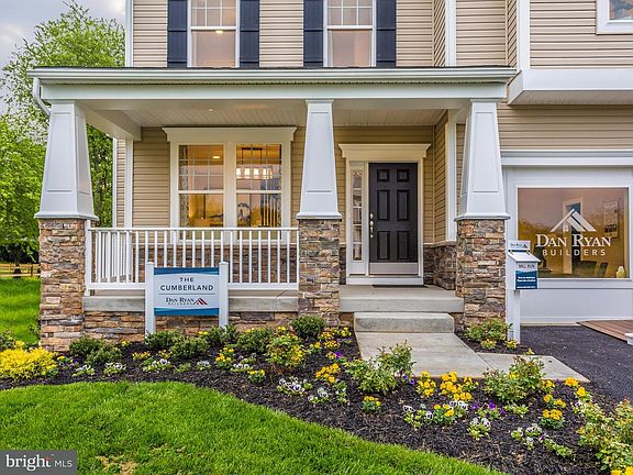 3rd image of 107 Ports Cir