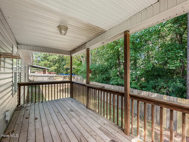 200 Druid Ct — Photo 27