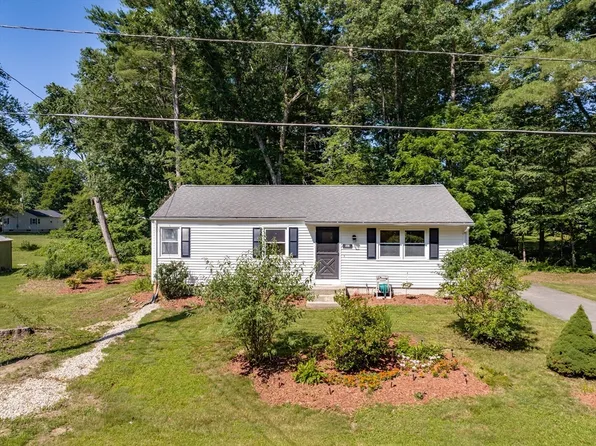 123 Brookside Cir, Northampton, MA 01062