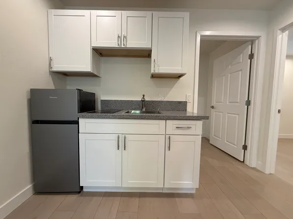 1956 Juliesse Ave #2, Sacramento, CA 95815
