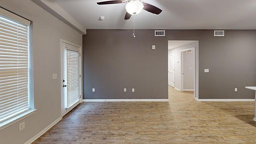 4th image of 1851 W Sunstone Dr #201
