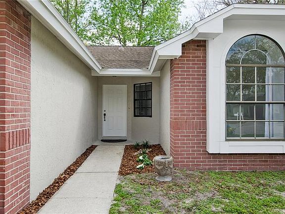 3rd image of 12701 Trowbridge Ln
