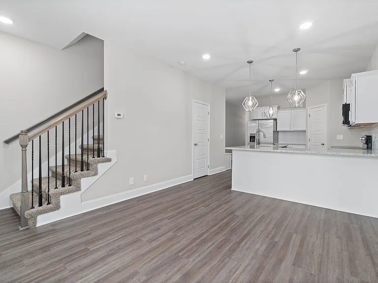 224 Drayton Dr #H — Photo 13