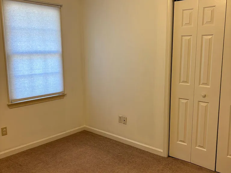 1460 Crowndale Dr — Photo 23