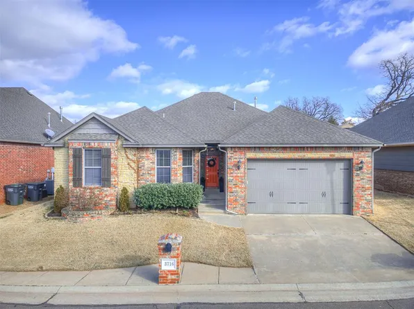 3716 Oakridge Cir, Edmond, OK 73034