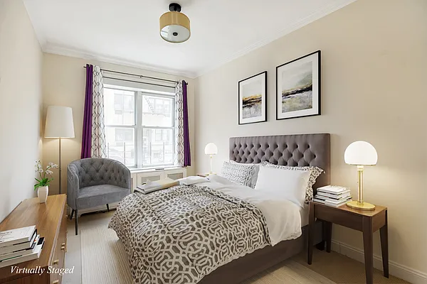 Sold by Bond New York | media 5