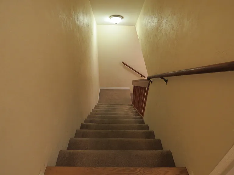 910 SW 56th Ter — Photo 21