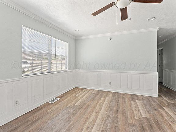 5th image of 322 Poplar St
