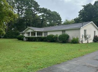 705 Loveless Rd, Hazel Green, AL 35750