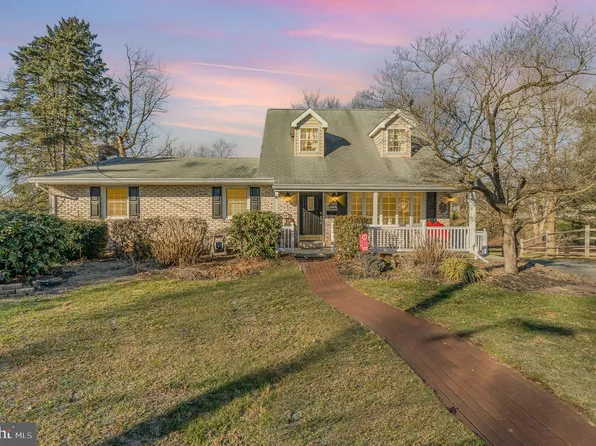 230 N Chestnut St, Elizabethtown, PA 17022