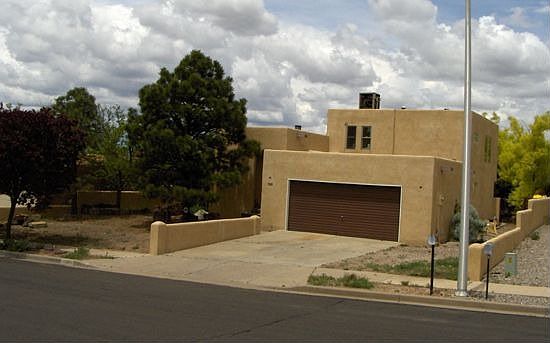 1st image of 2110 Avenida De Las Alturas