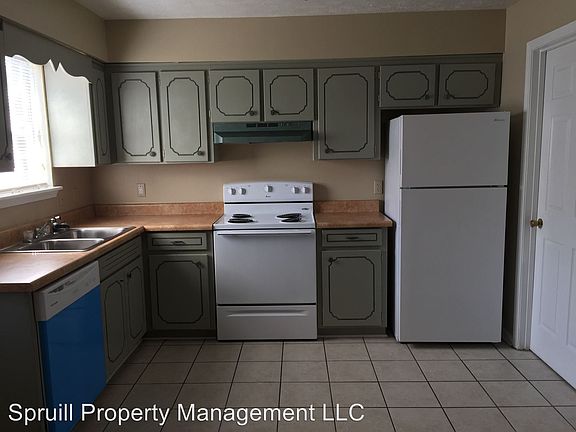 5th image of 150 Yellow Jacket Dr APT 35