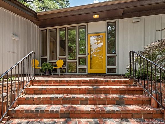 5th image of 2309 Westdale Dr