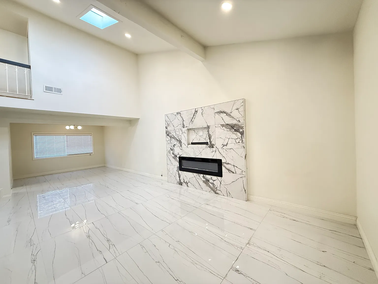 5 bed, 2607 sqft, $5,300 — Photo 4