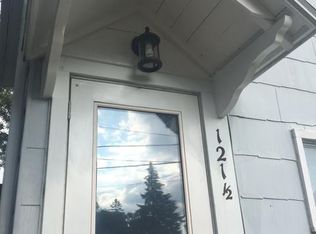 121 1/2 Gruenwald Ave, Neenah, WI 54956