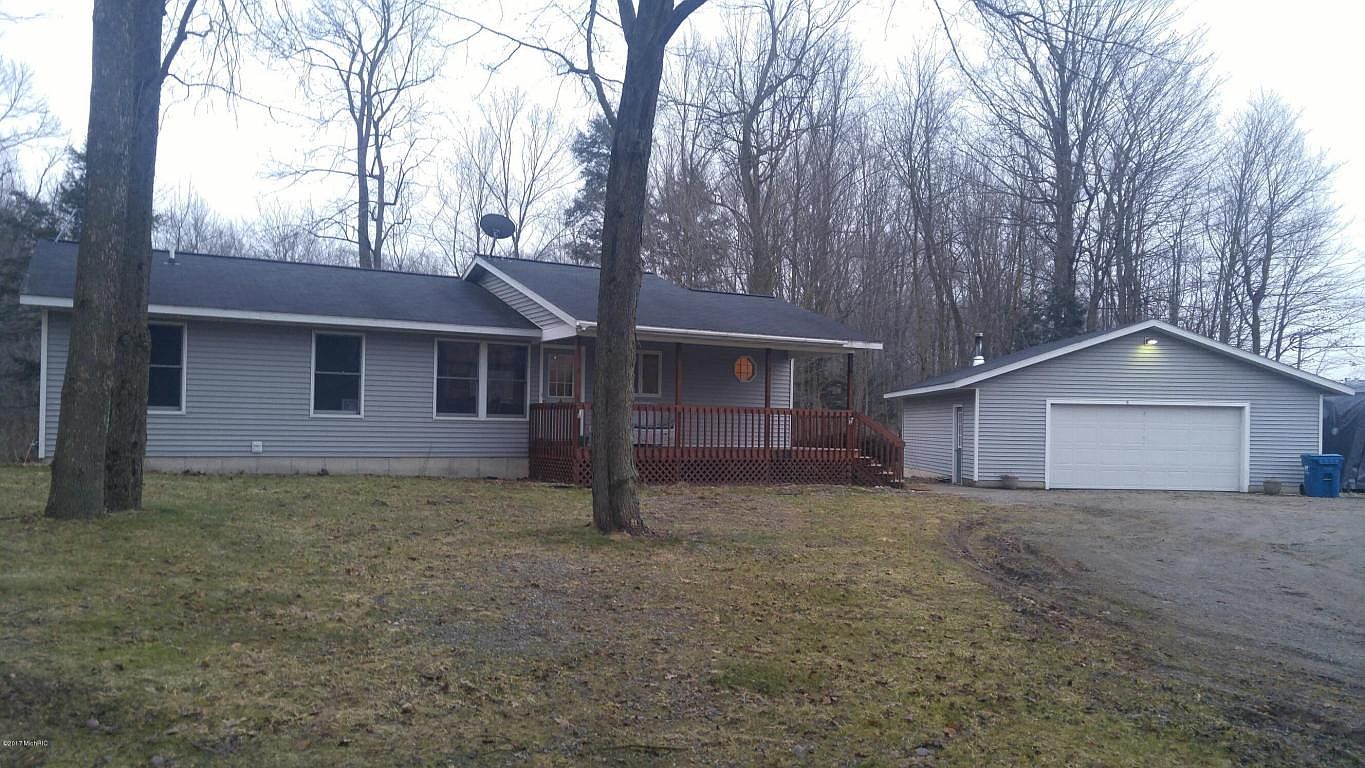 10590 State Rd, Nunica, MI 49448 Zillow