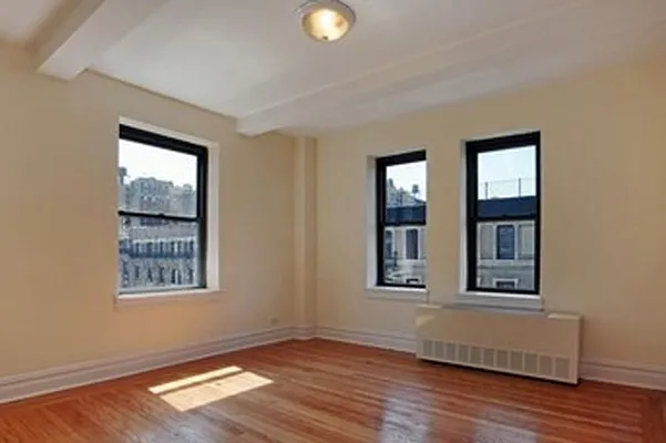 Sold by Corcoran | media 21