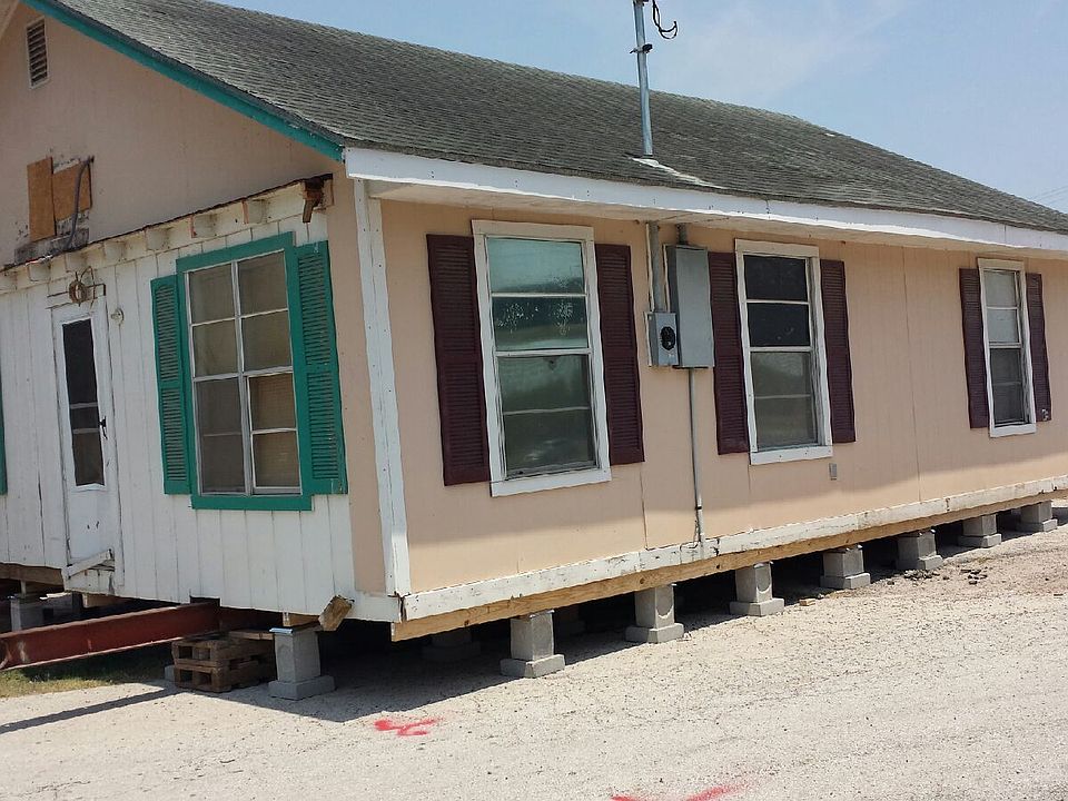2nd image of 402 Orange Heights Dr