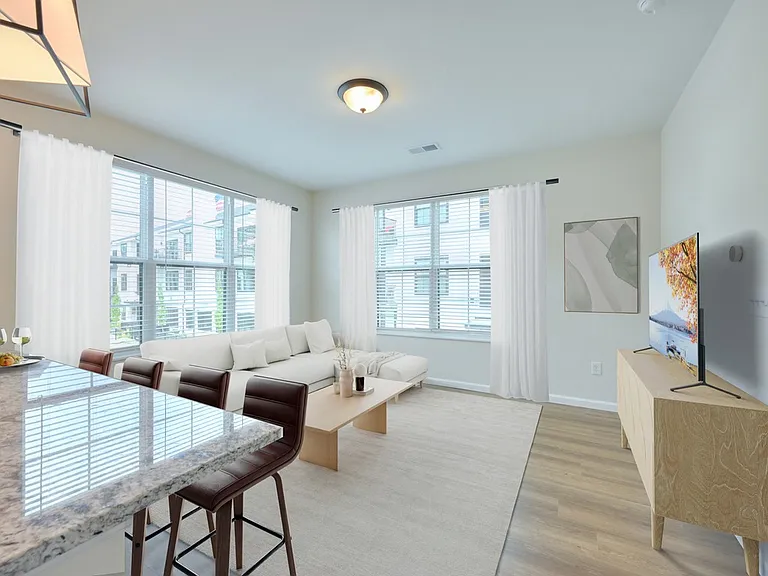 Kempton Apartments — Photo 9