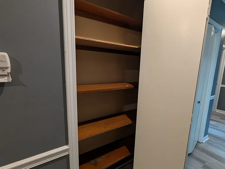 1605 Teresa Cir — Photo 19