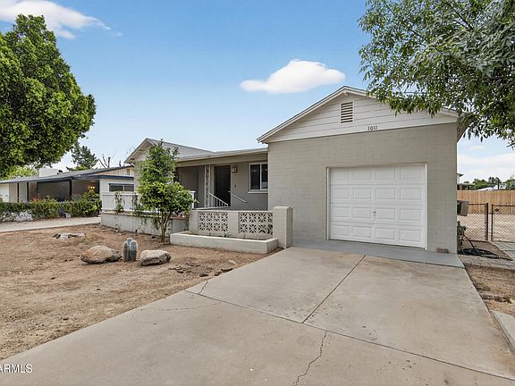 4th image of 1011 E 3RD Avenue