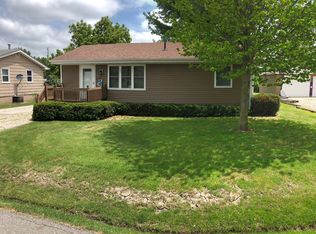 510 S 11th St, Albia, IA 52531