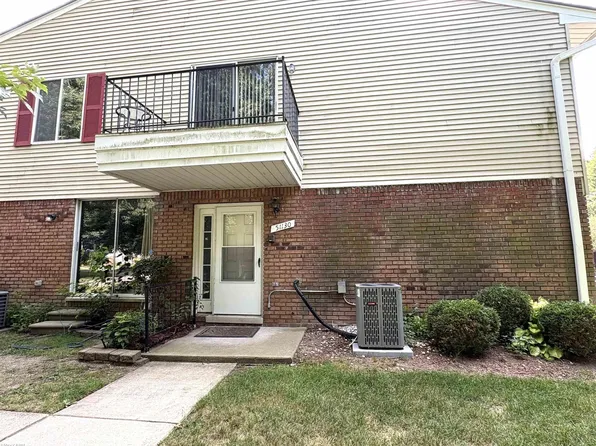 51130 S Foster Rd, Chesterfield, MI 48047