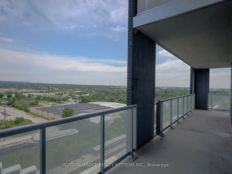 Fairview St — Photo 12