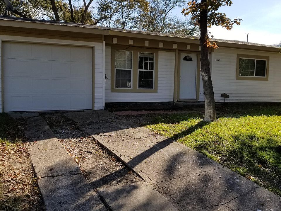1st image of 1049 Indian Hills Dr