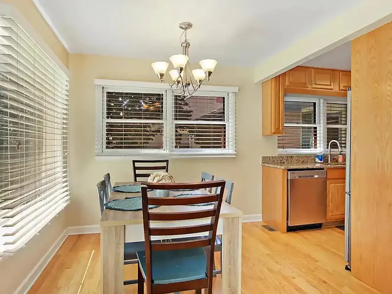 125 E Sunnyside Ave — Photo 19