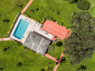 Beverly Hills Condo, Hollywood, FL 33021