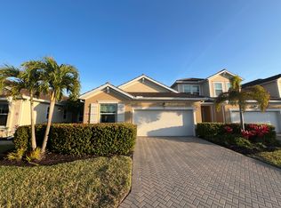 4552 Arboretum Cir Unit 101, Naples, FL 34112