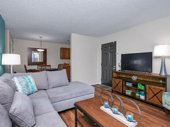 Brookwood Apartments