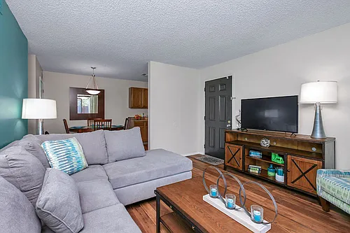 Brookwood Apartments Photo 1