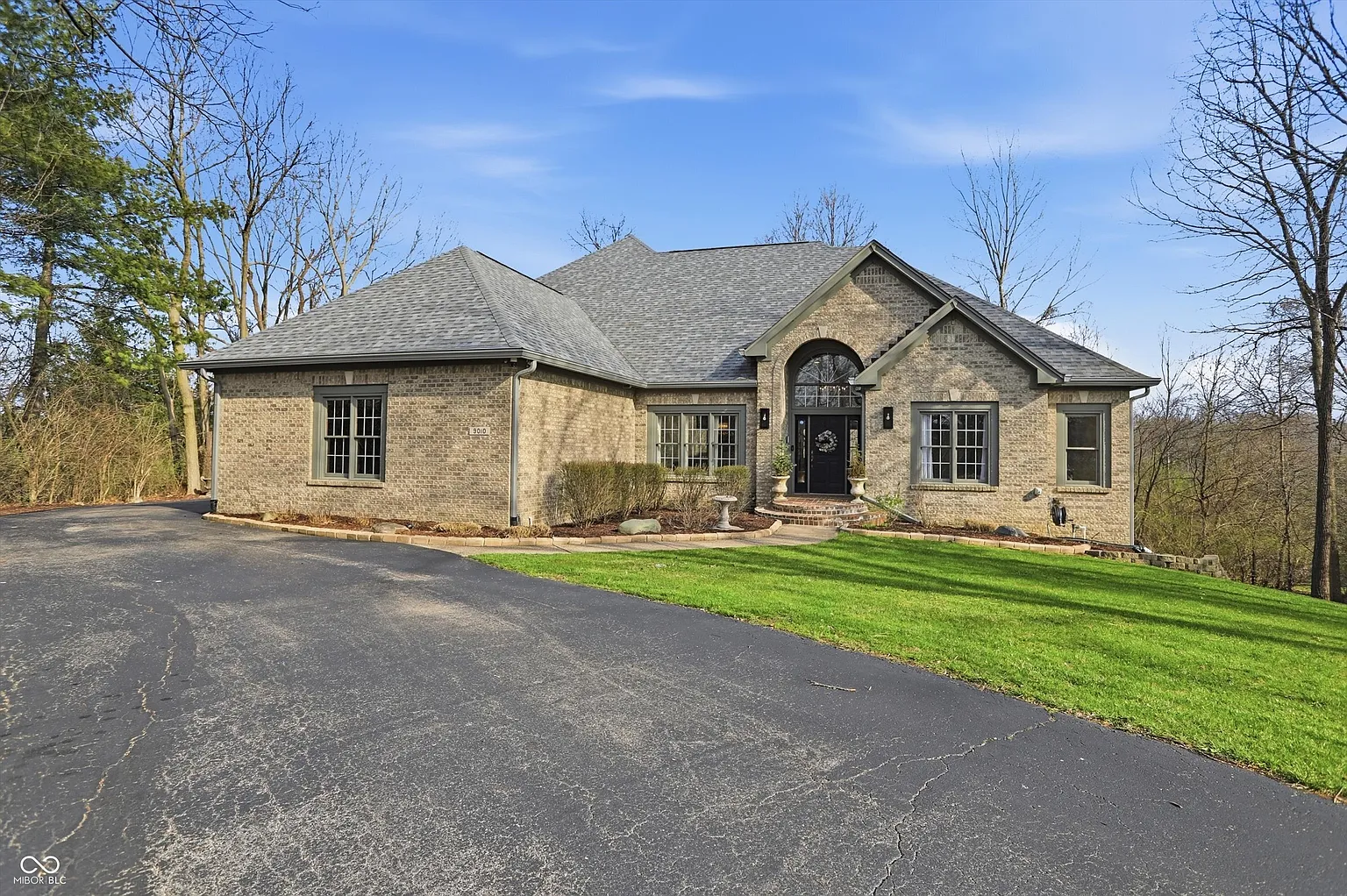 9010 Summer Estate Dr photo 1