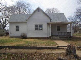 112 S Arthur St, Fort Scott, KS 66701