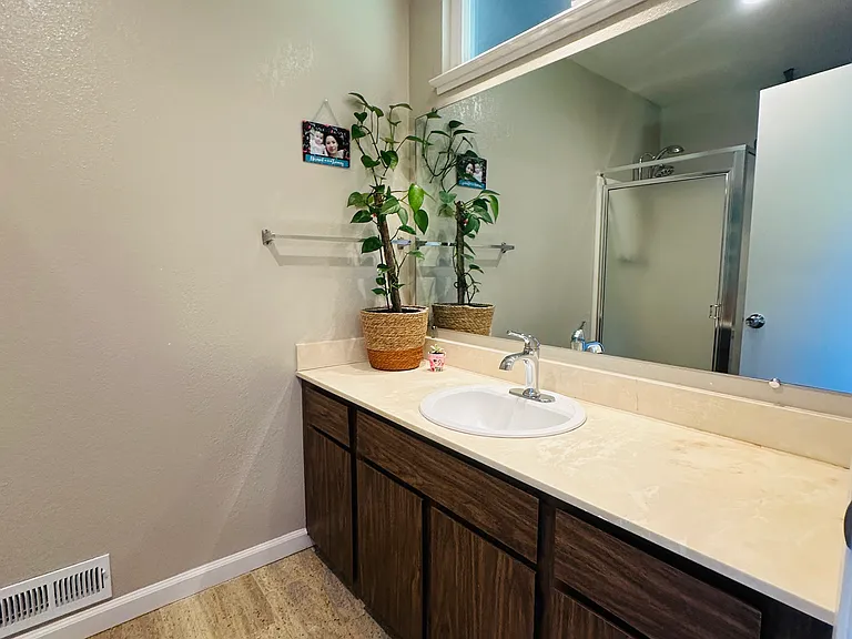 1465 Madrone Way — Photo 19