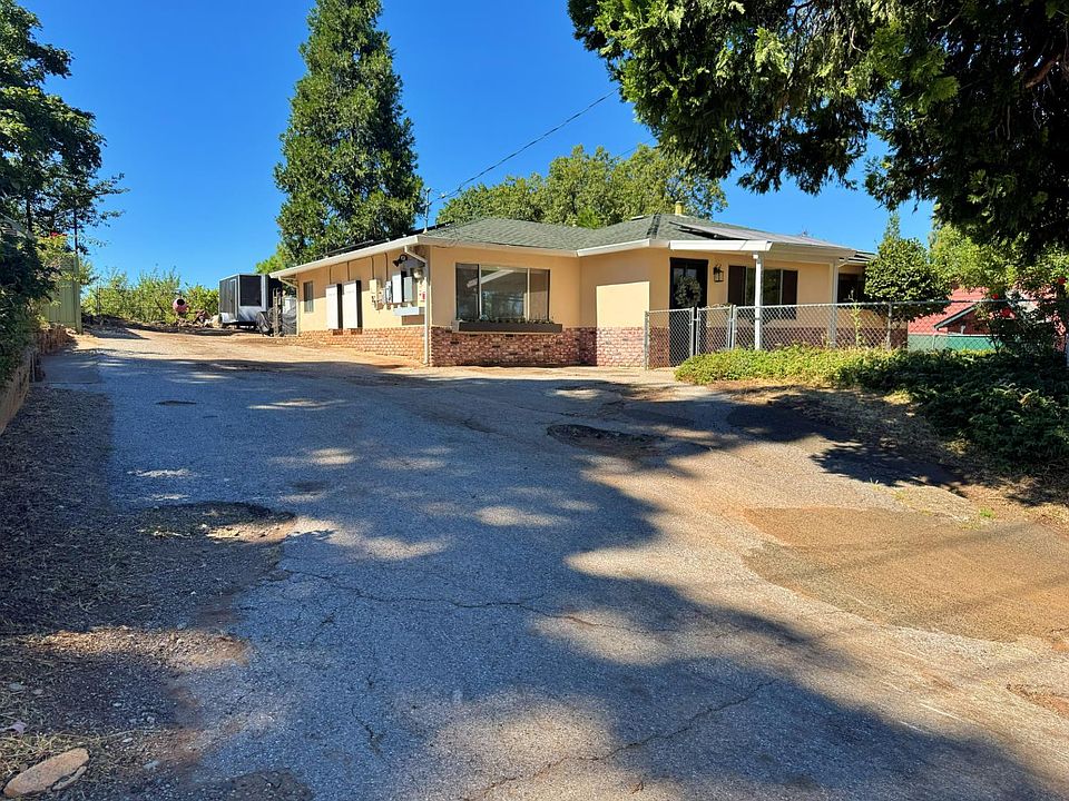 1st image of 3860 Carson Rd
