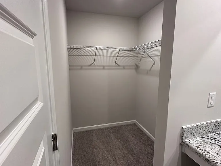 884 Camden Loop — Photo 14