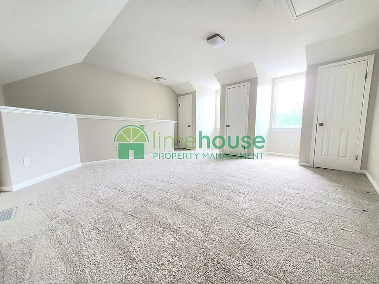4942 April Ave — Photo 17