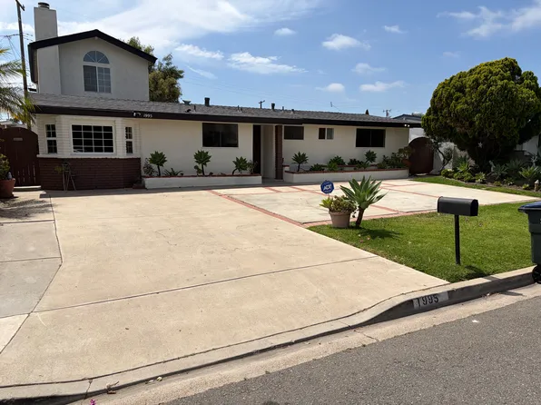 1995 Arnold Ave, Costa Mesa, CA 92627
