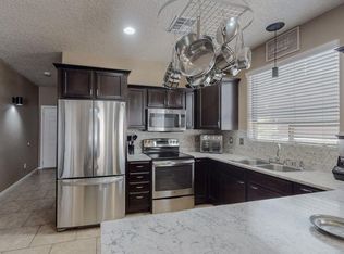 2746 Camacho Rd SE, Rio Rancho, NM 87124