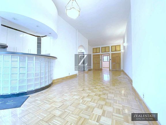 5th image of 483 7th Ave APT 1