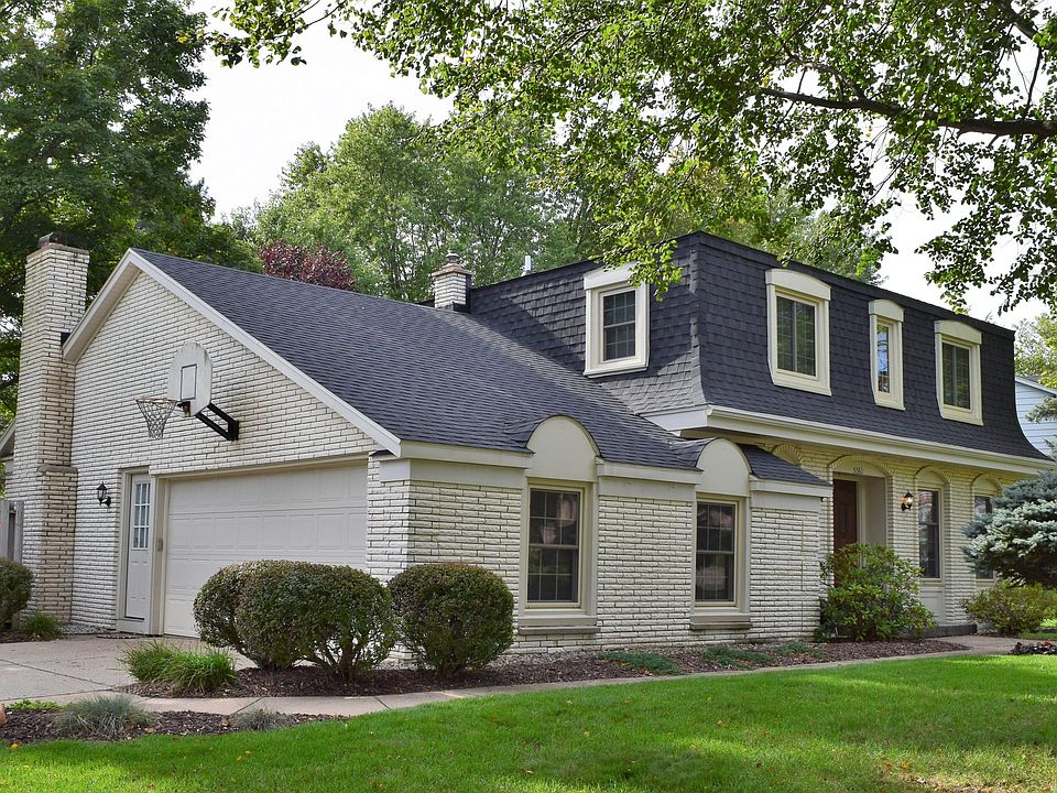 1st image of 5361 Surrey Pl SE