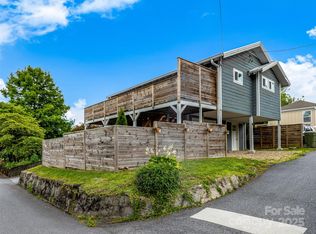 410 Short St, Hendersonville, NC 28739