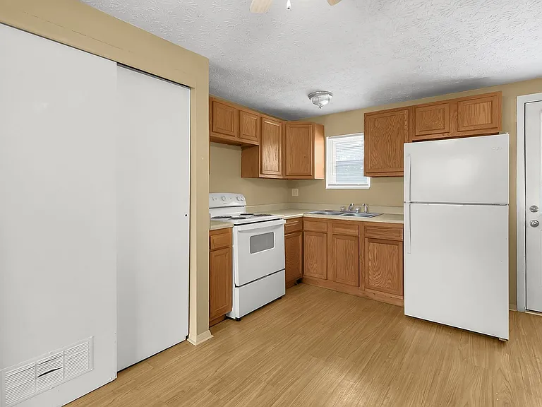 3011 Markham Rd #A — Photo 34