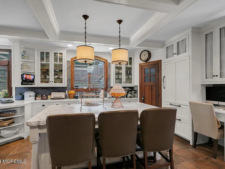 109 Washington Ave — Photo 25