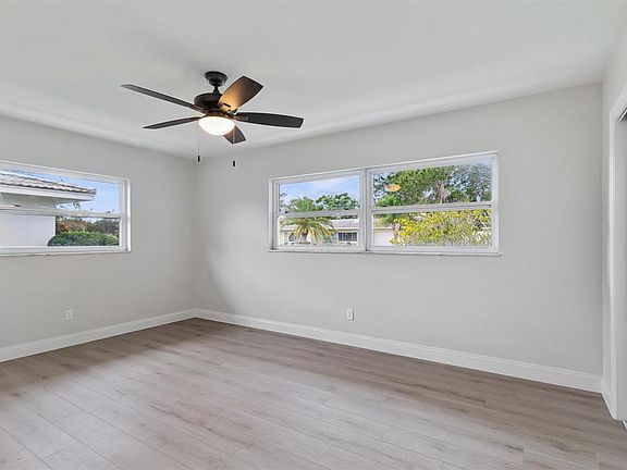 4th image of 707C Florida Ave