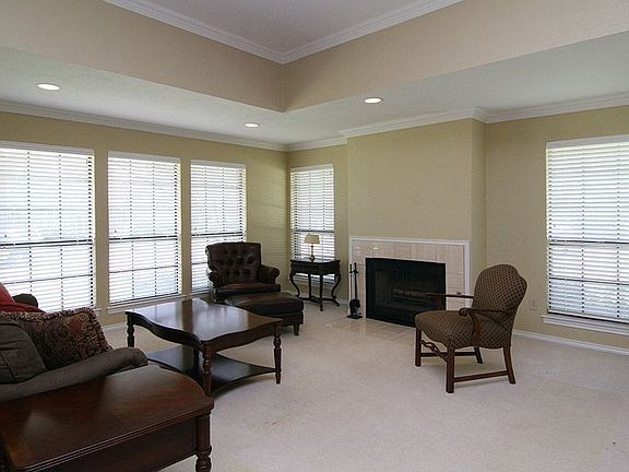 4th image of 7122 Highland Heather Ln