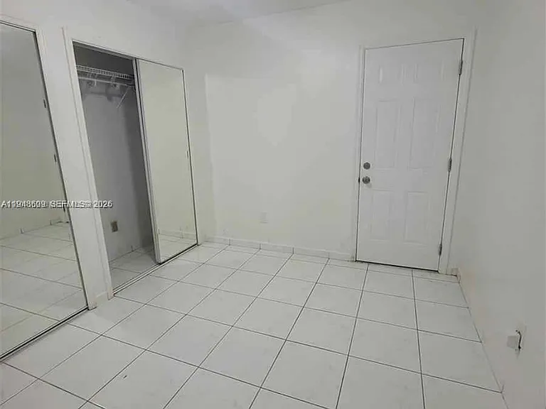 12305 SW 42nd St — Photo 10